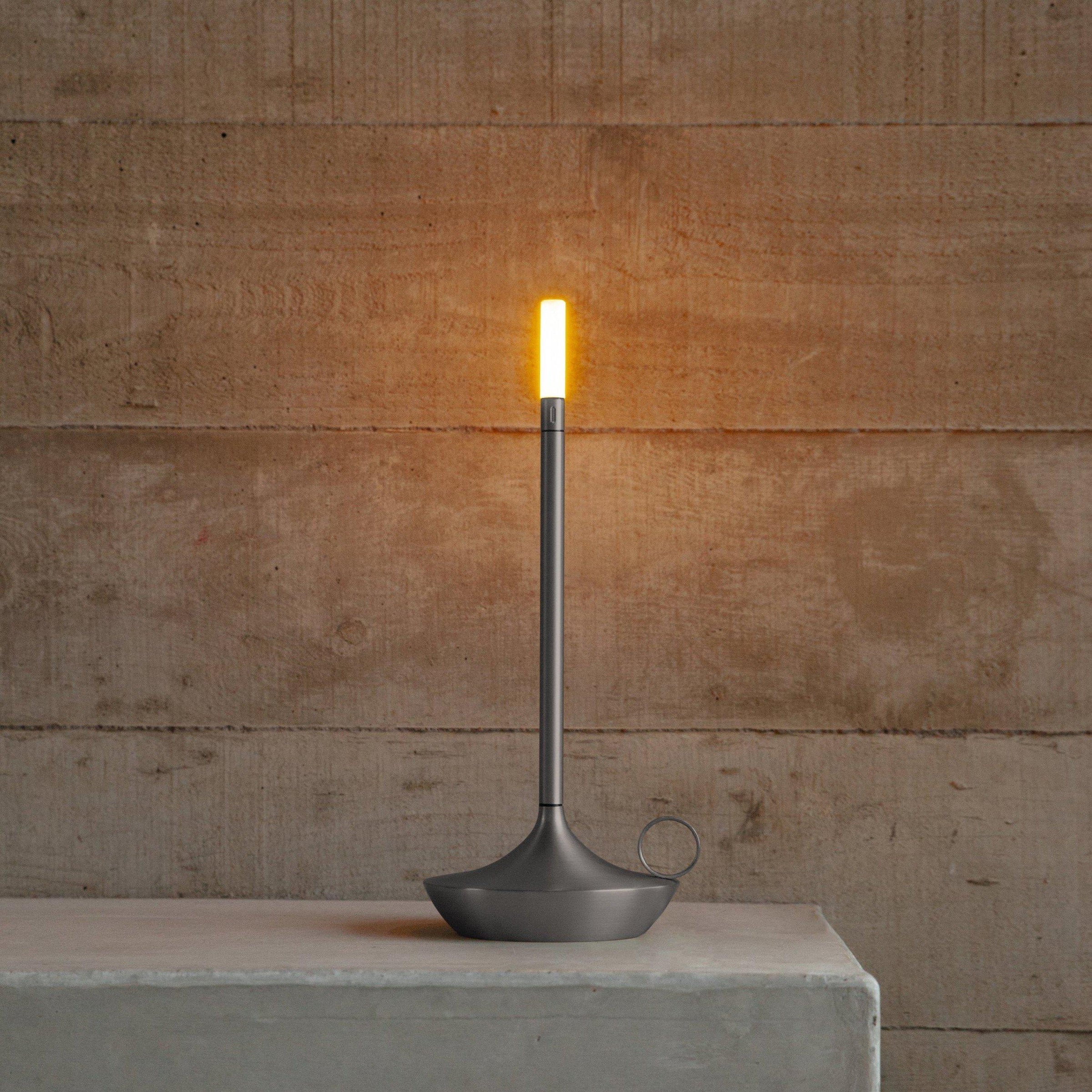 FlameLight - Kerzenlicht - Tischlampe - Silber - Müller Mode